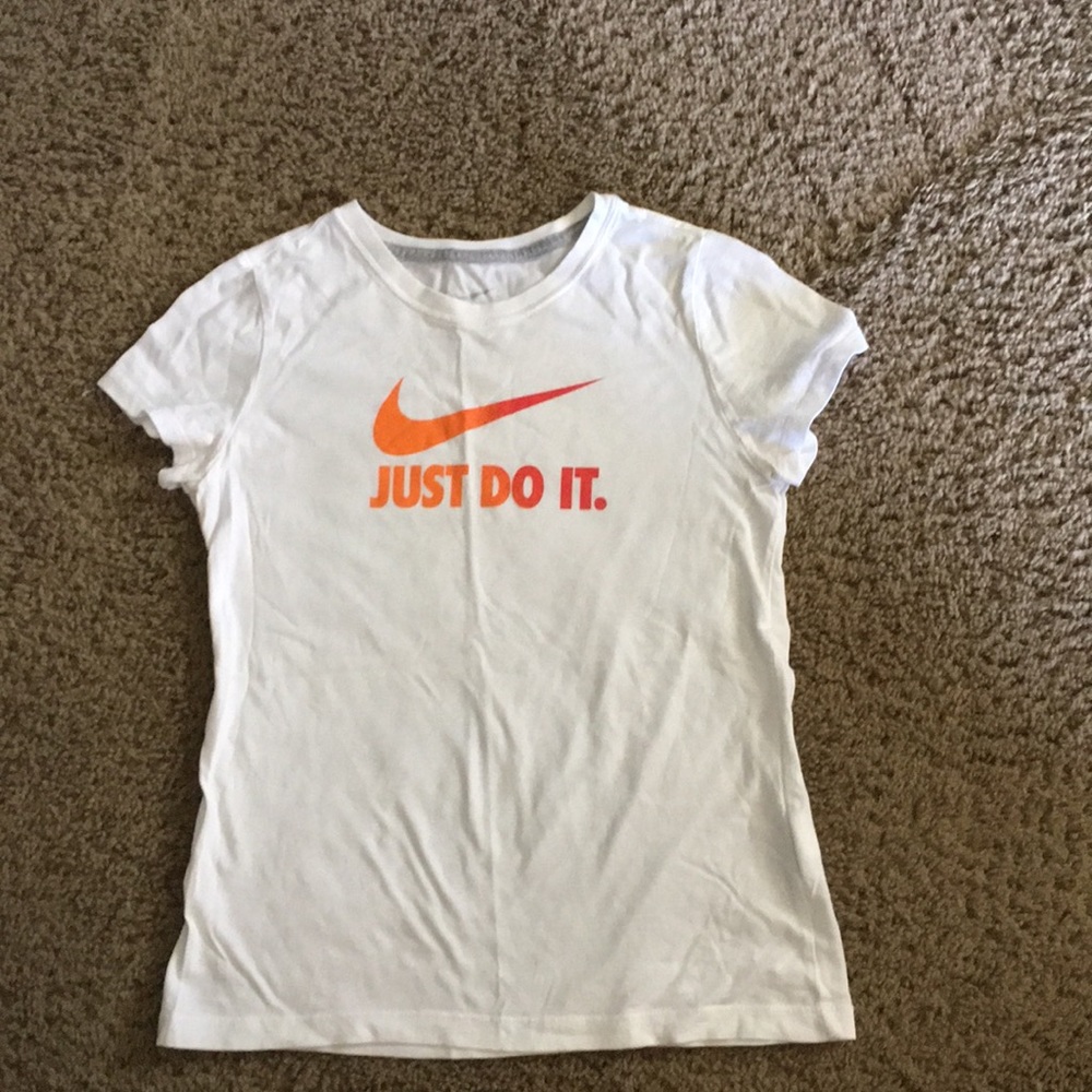 Nike girls Just do It white s/s top Sz L